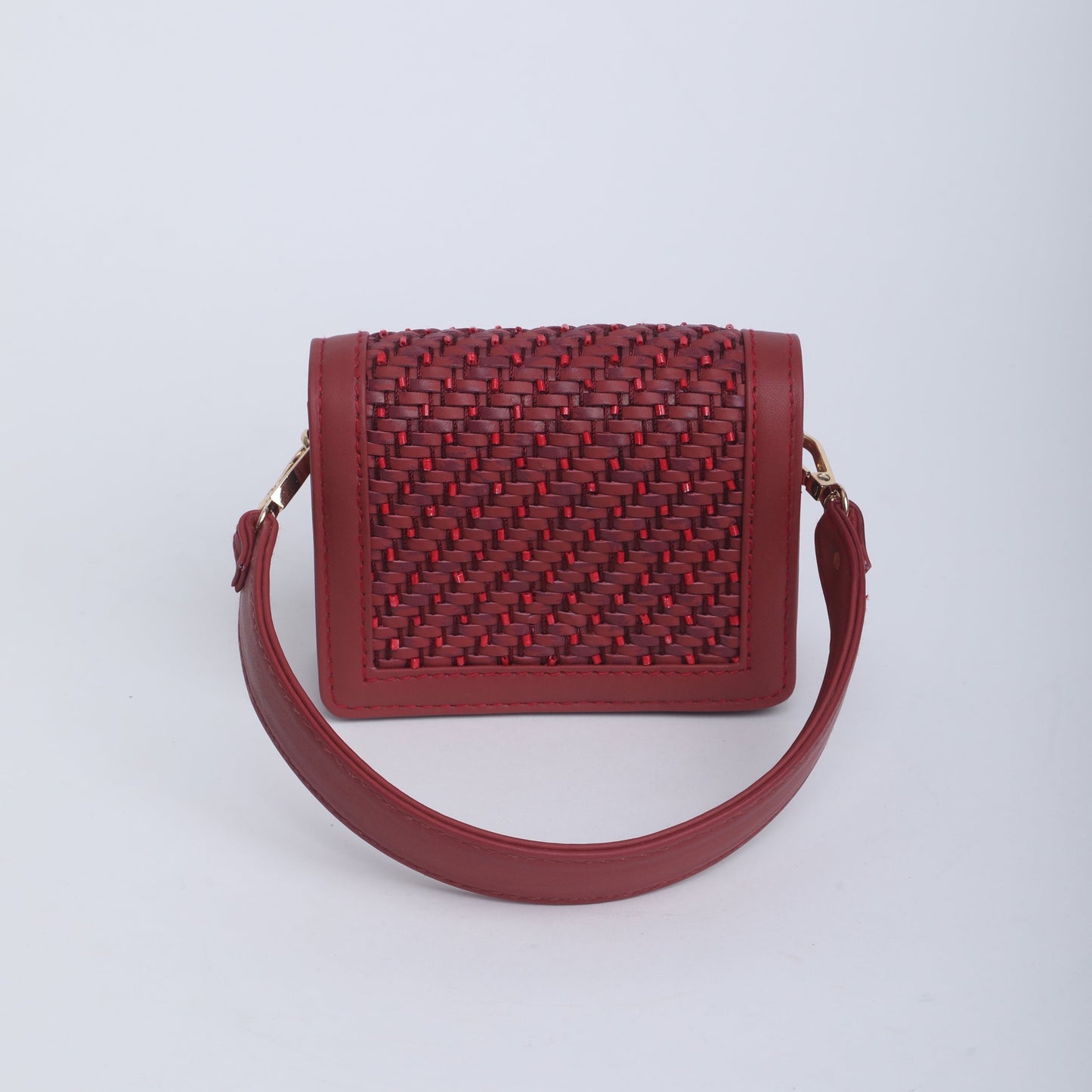 Sustainable Stitches: Artisanal Fashion Accessory Gift Box