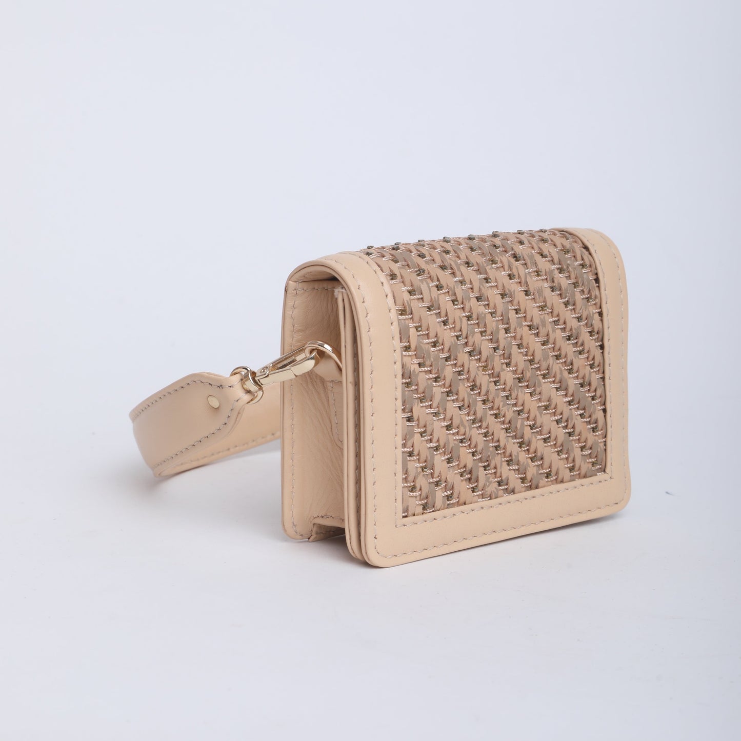 Heritage Elegance: Ethically Handcrafted Gift Box