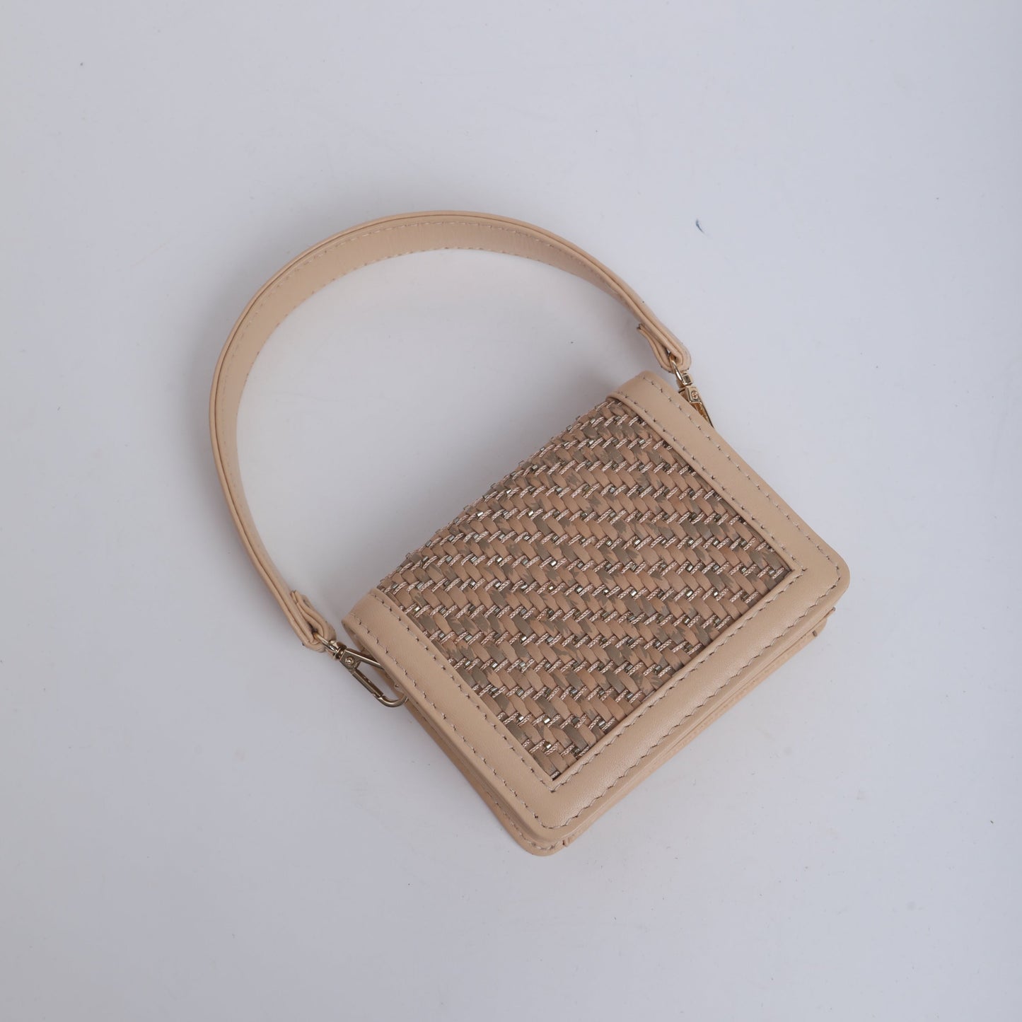 Heritage Elegance: Ethically Handcrafted Gift Box
