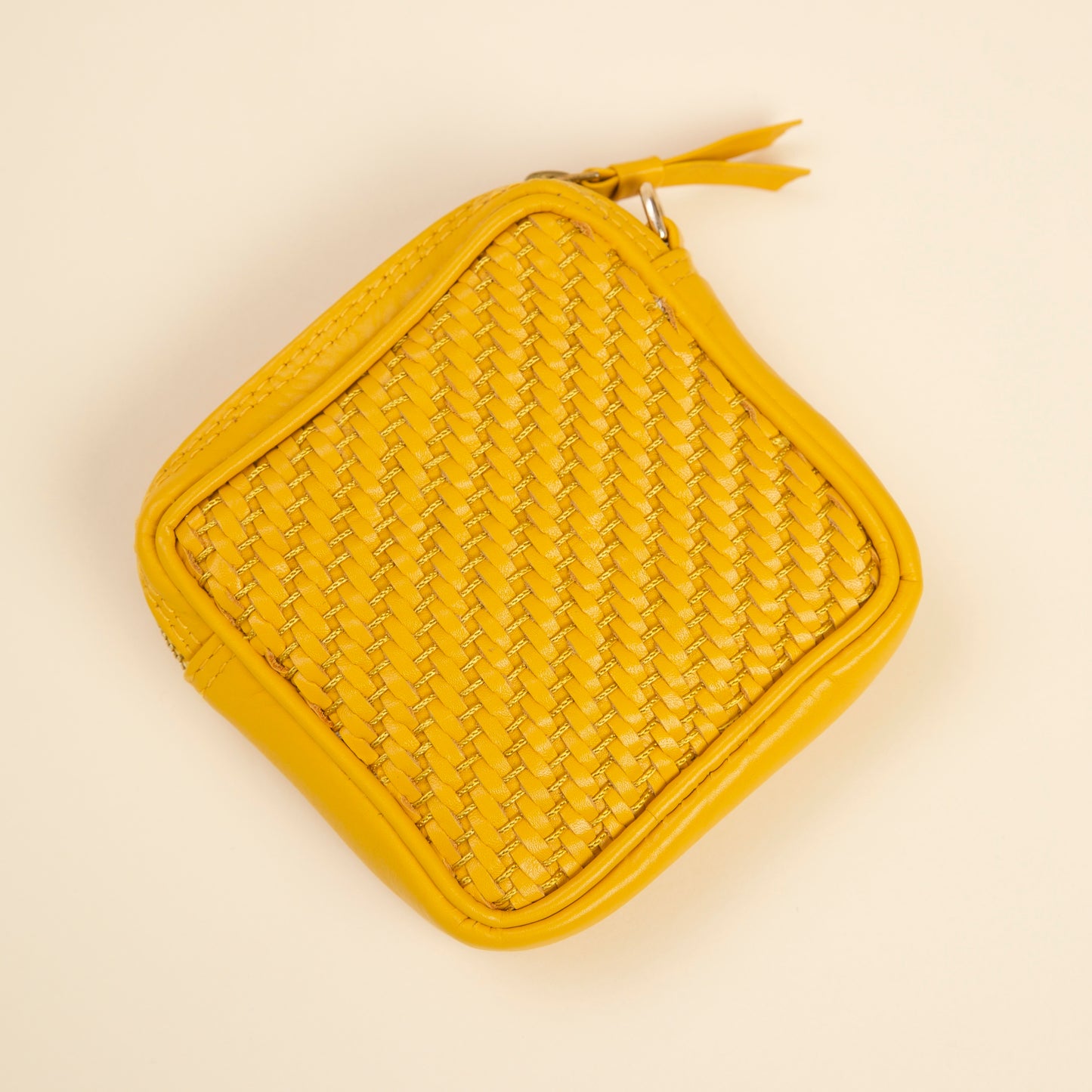 Rozana Charger Case