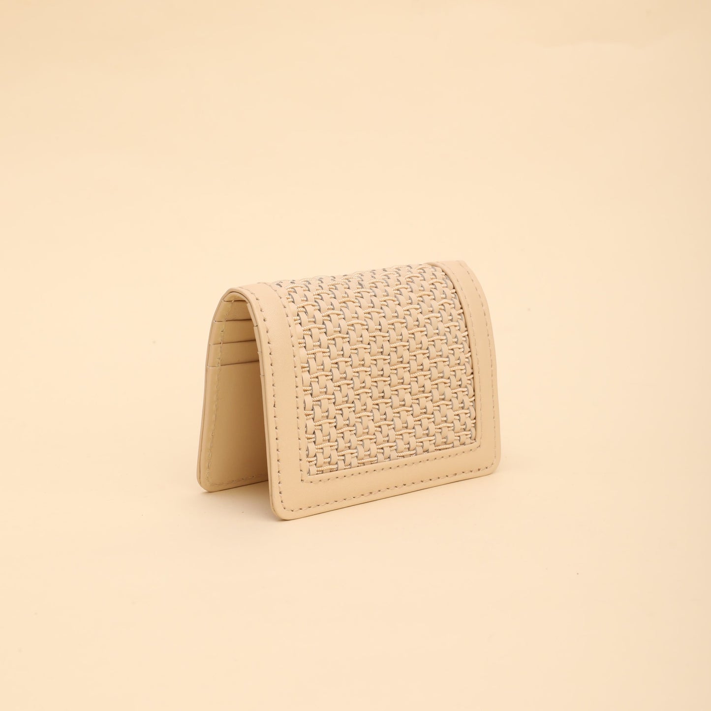 Timeless Craftsmanship: Ethical Artistry Gift Box