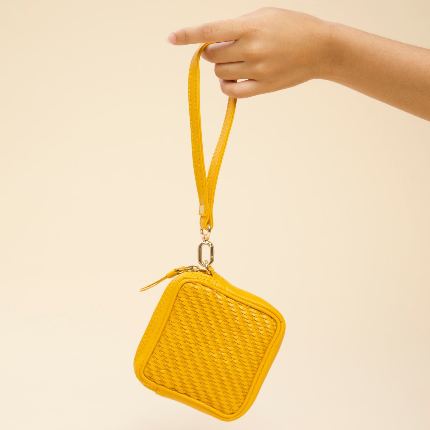 Artisan Legacy: Ethical Fashion Accessory Gift Box