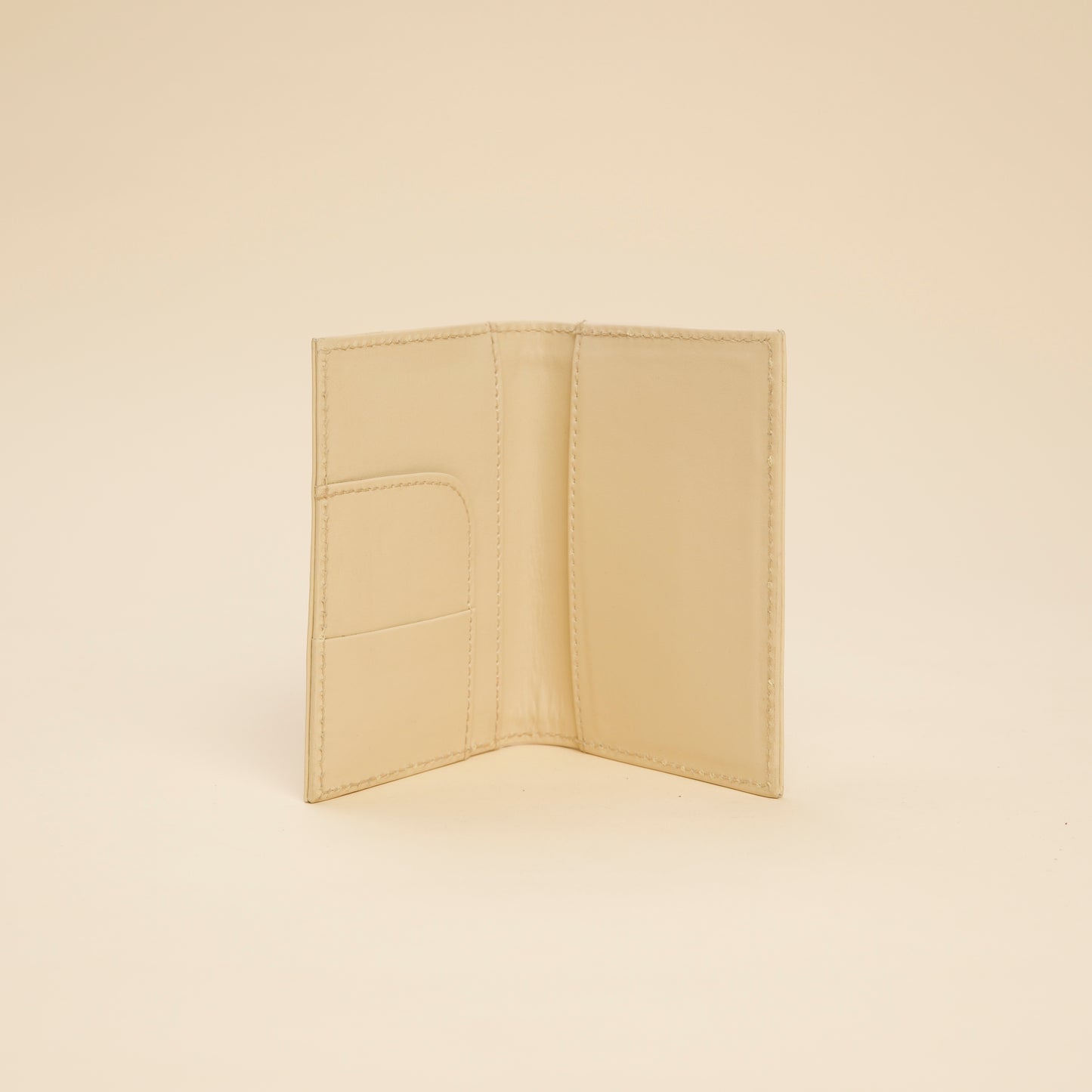 Wanderlust Collection: Travel Essentials (Off White)