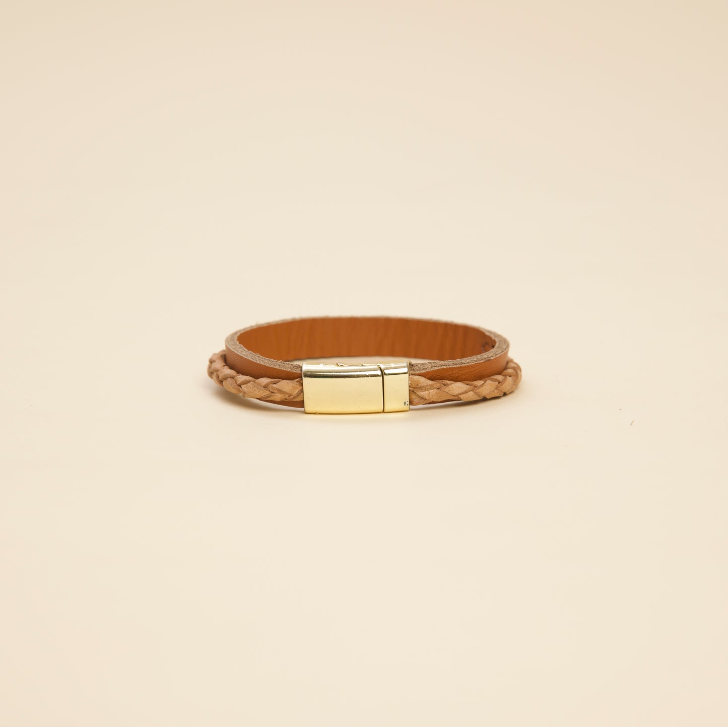Artisan Legacy: Ethical Fashion Accessory Gift Box