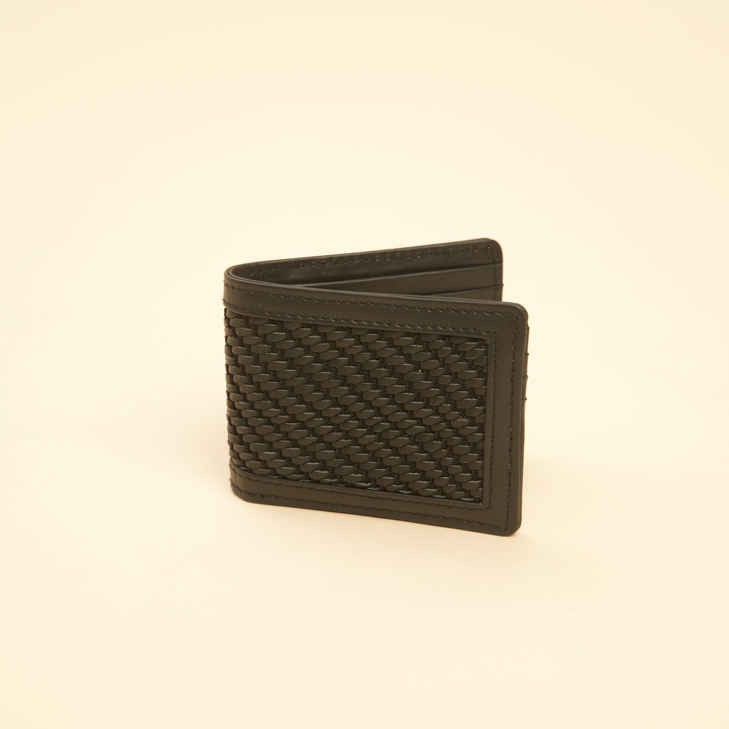 Luxe Loom: Ethical Leather Accessory in a Gift Box