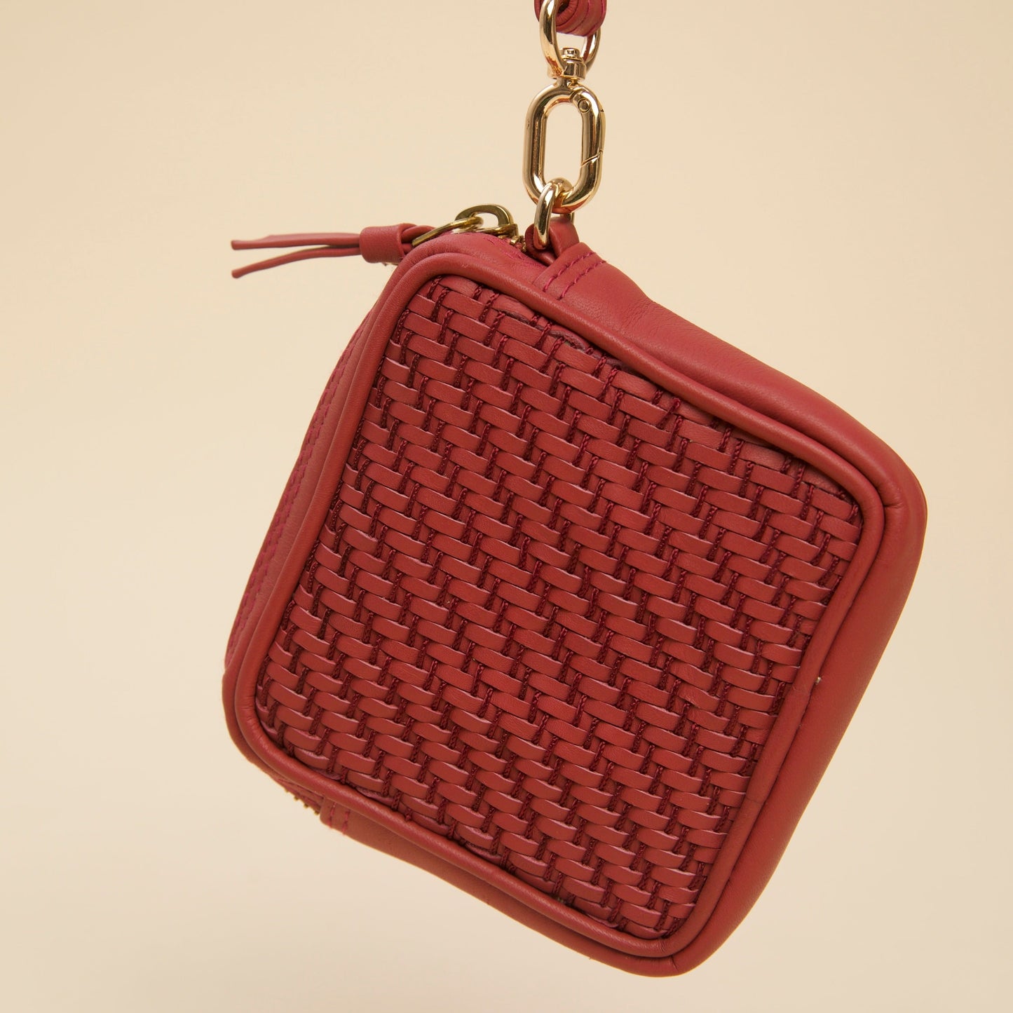 Rozana Charger Case