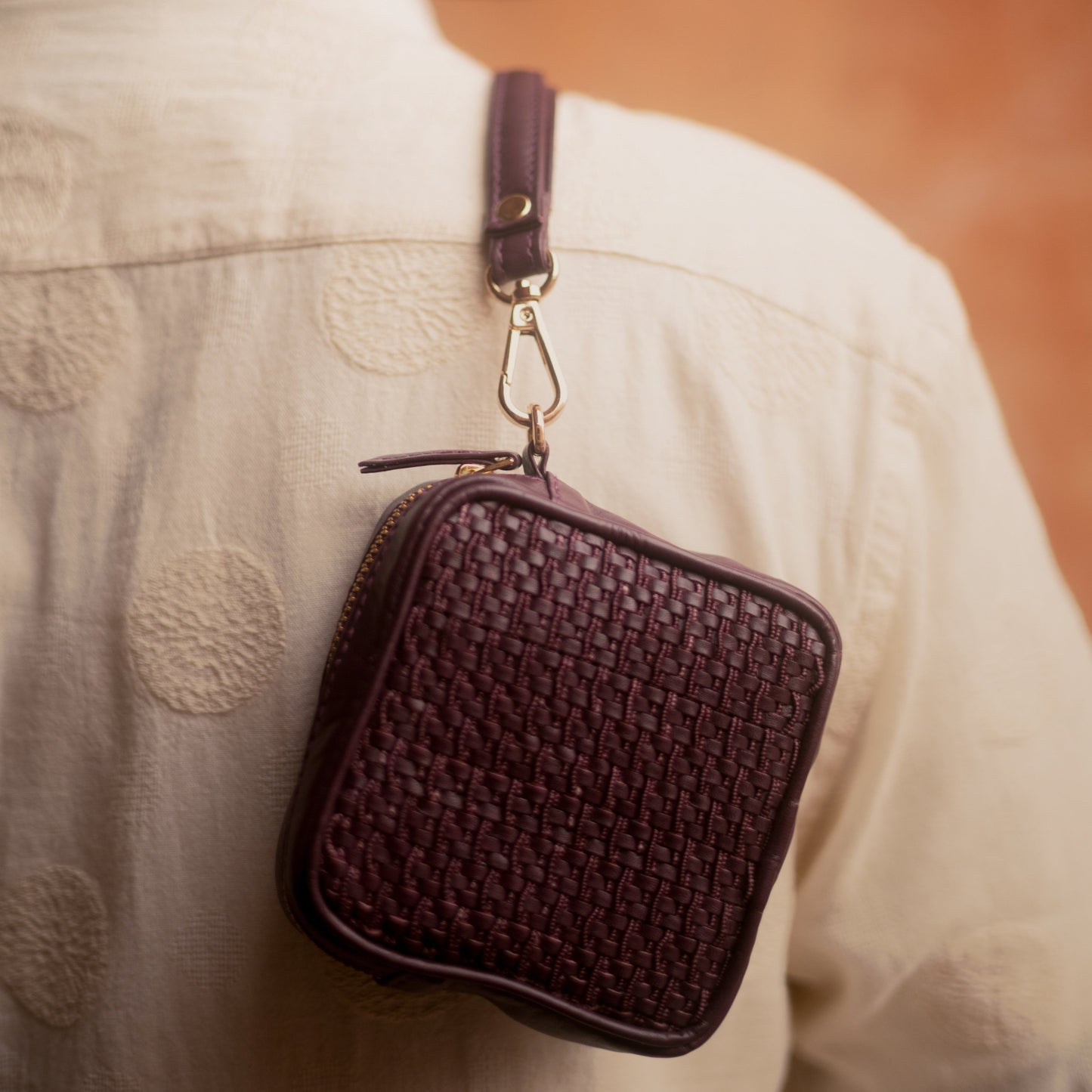 Rozana Charger Case